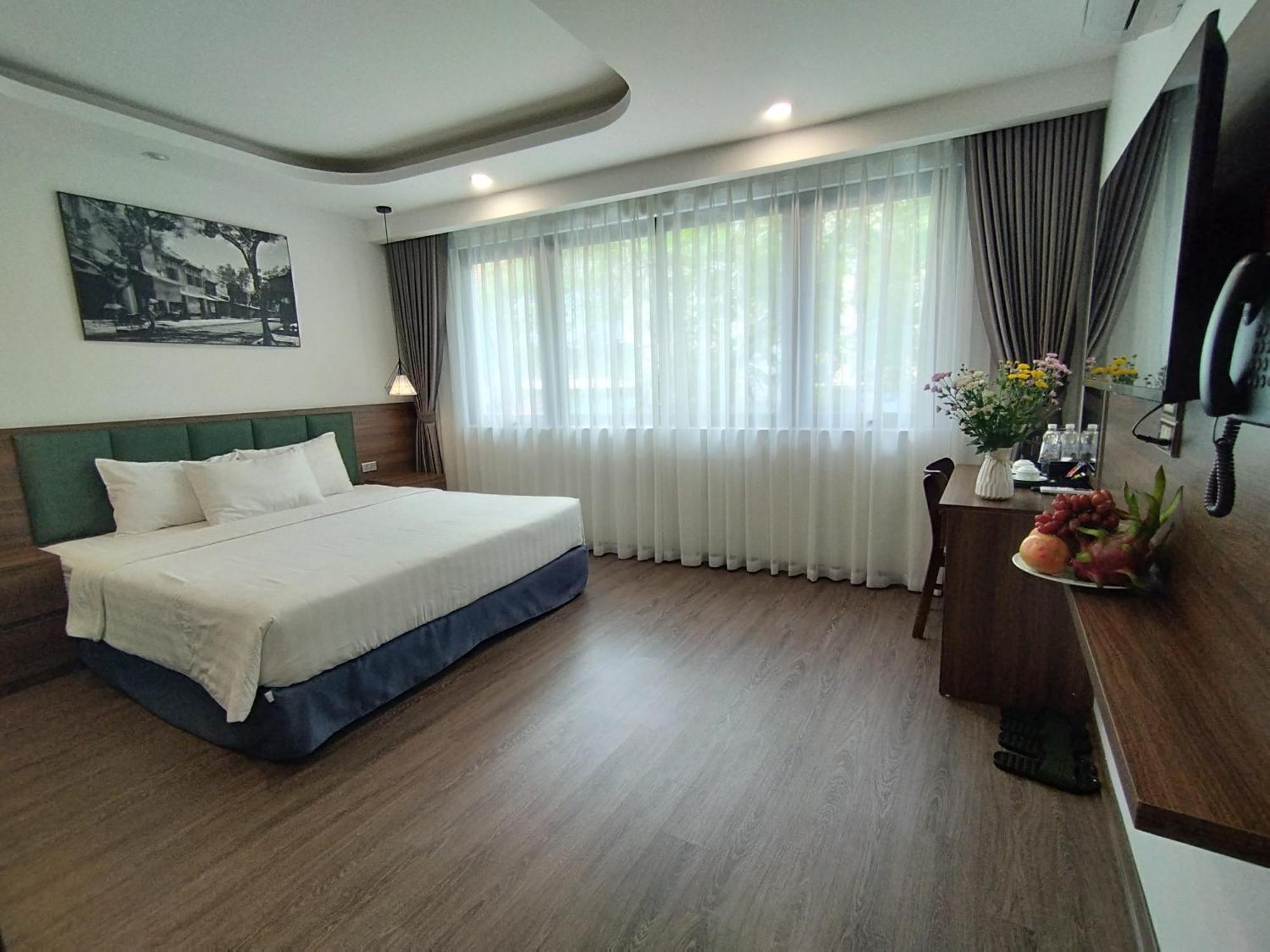 Premier Hotel 4*